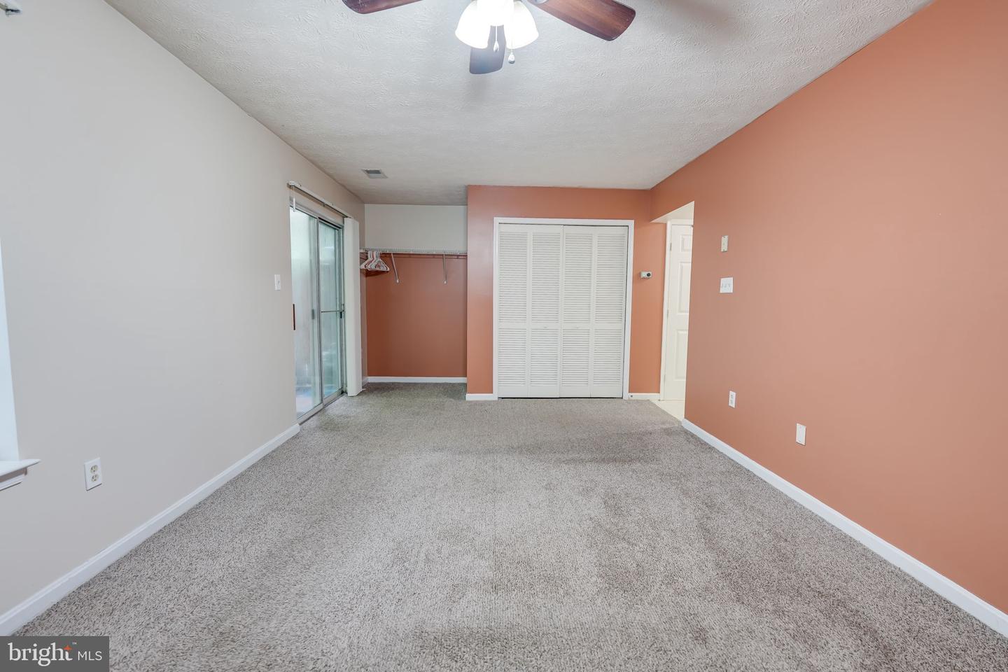 4156 la Mauricie Loop