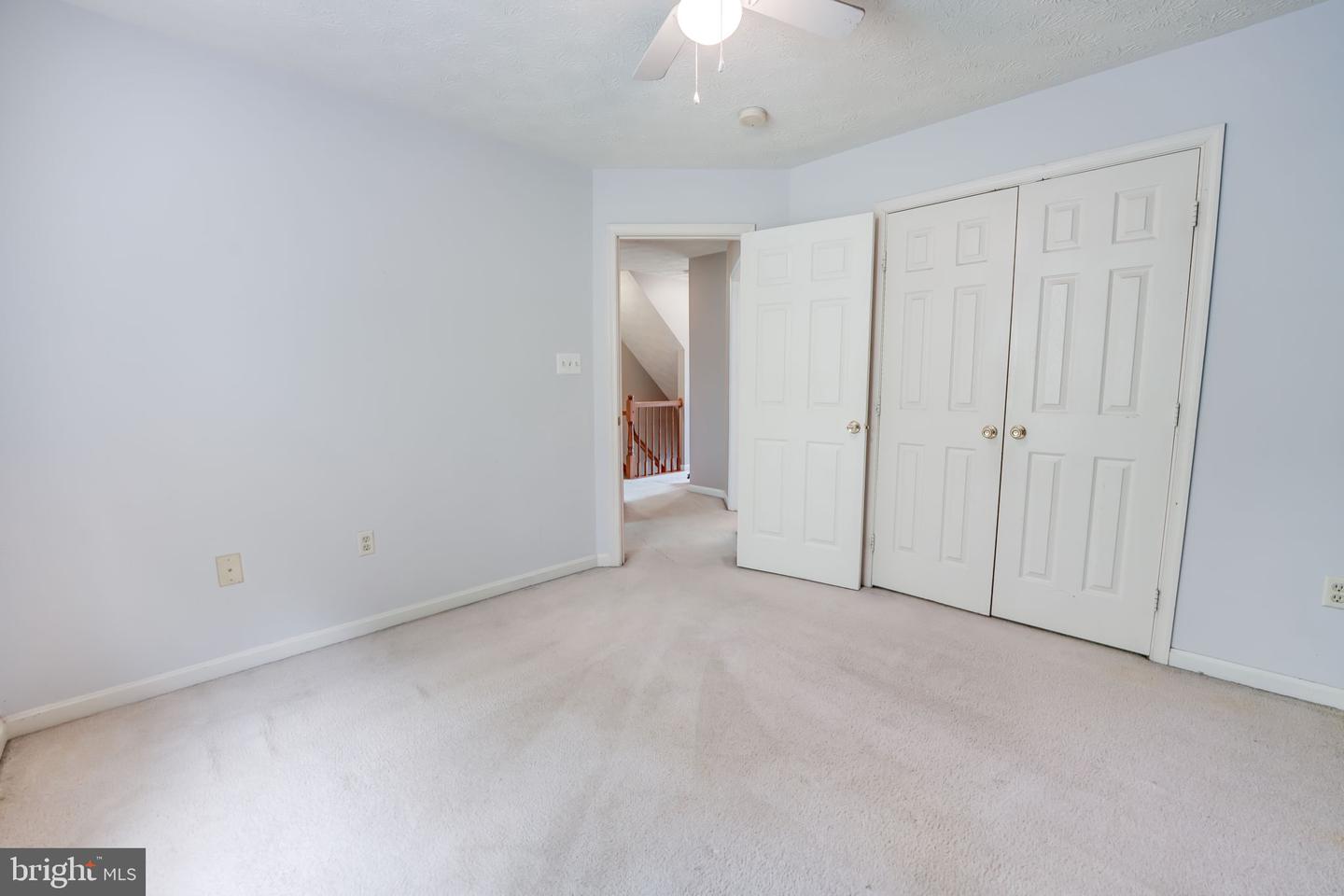 4156 la Mauricie Loop