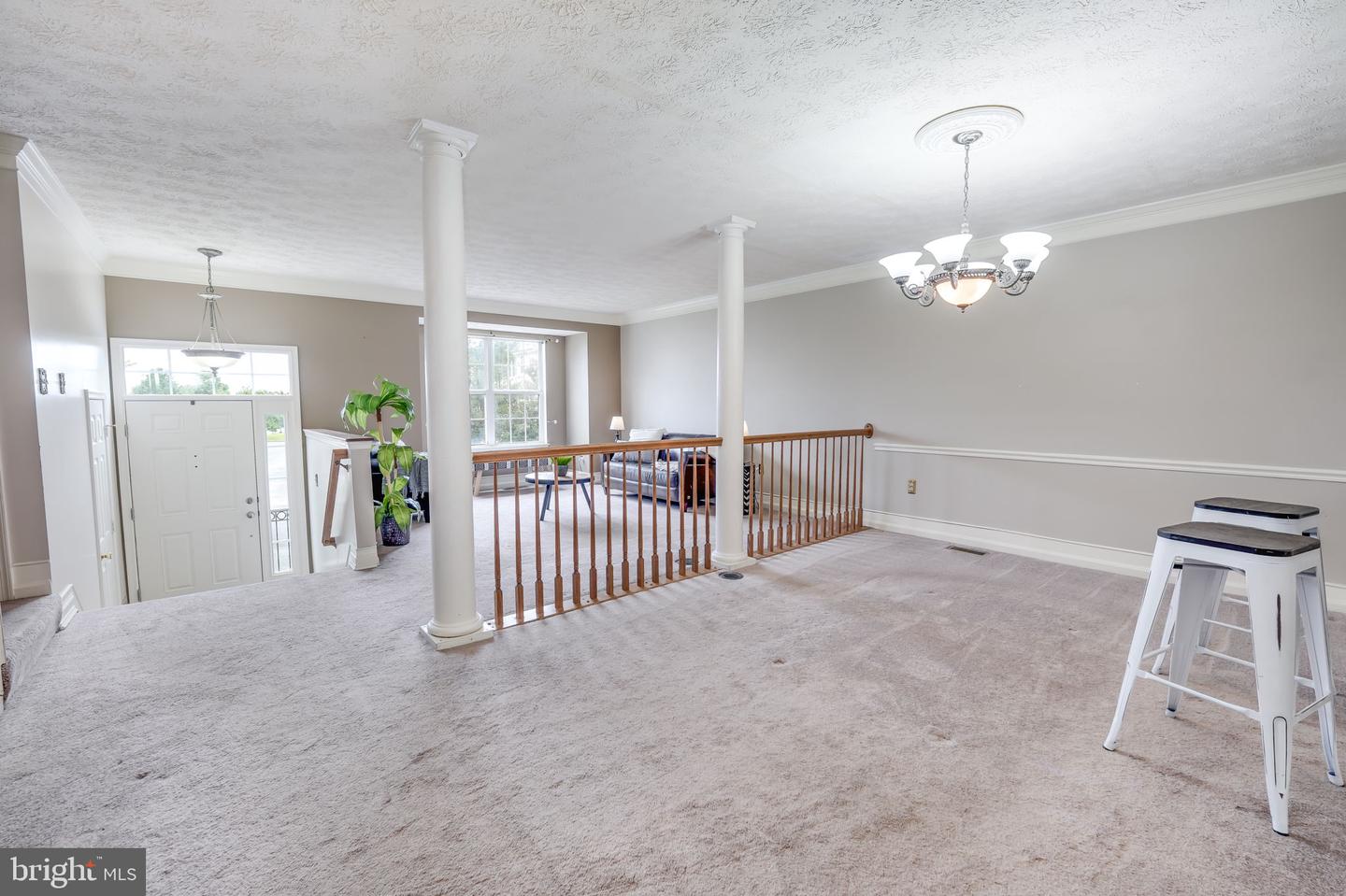 4156 la Mauricie Loop