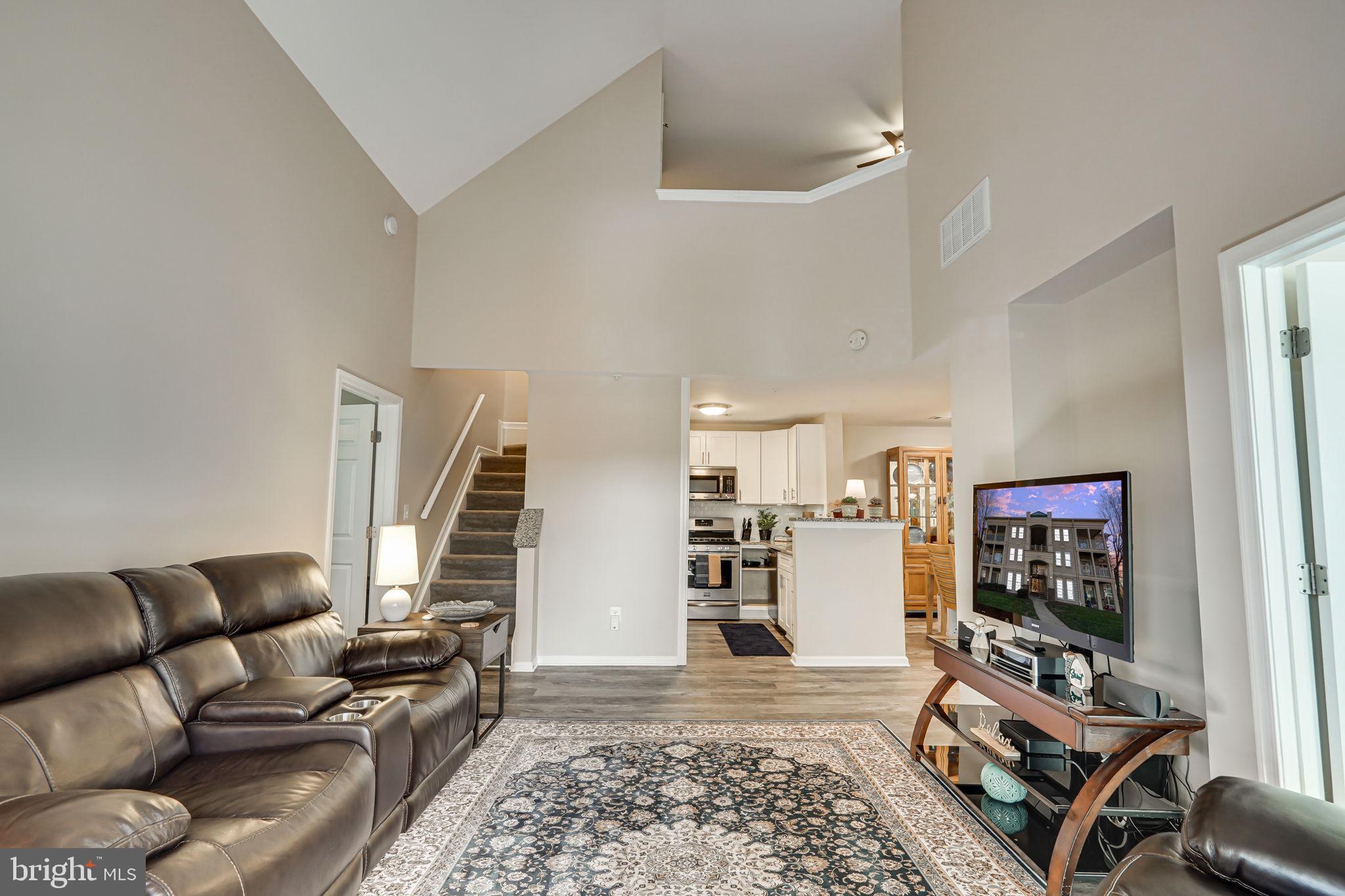 1060 Gardenview Loop #403