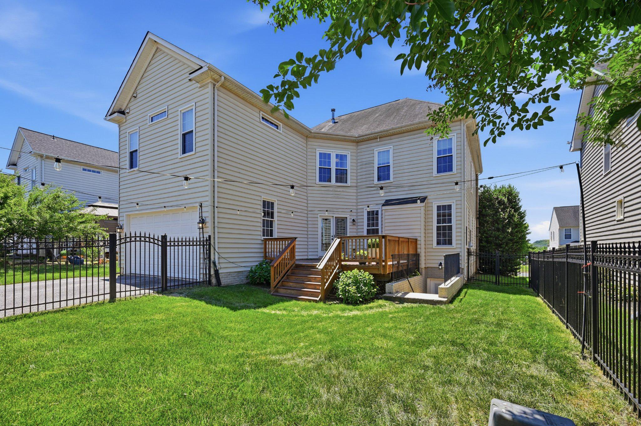 2530 TRANSOM PLACE