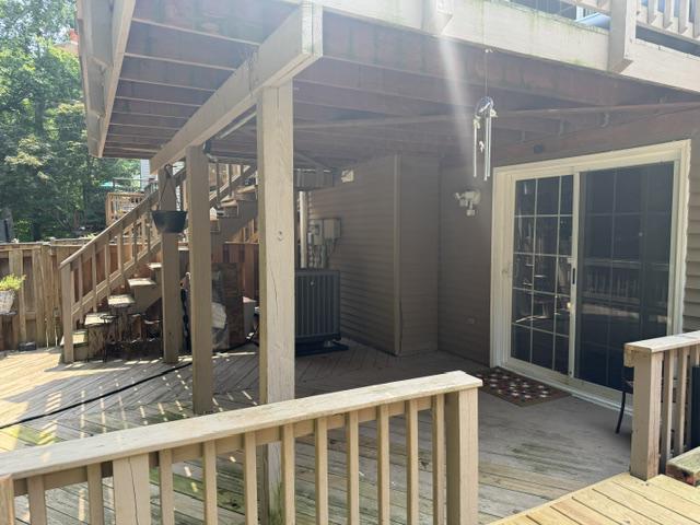 15255 STREAMSIDE COURT