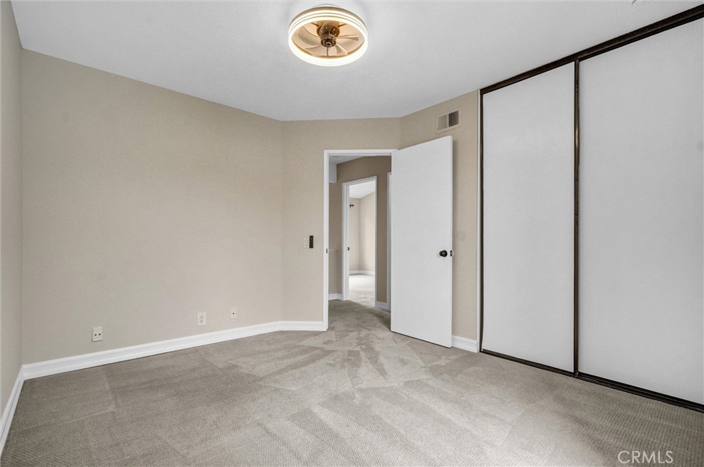 401 Deerfield Avenue 84