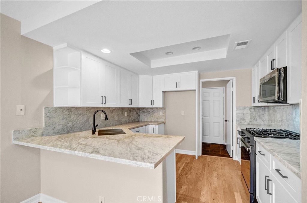401 Deerfield Avenue 84