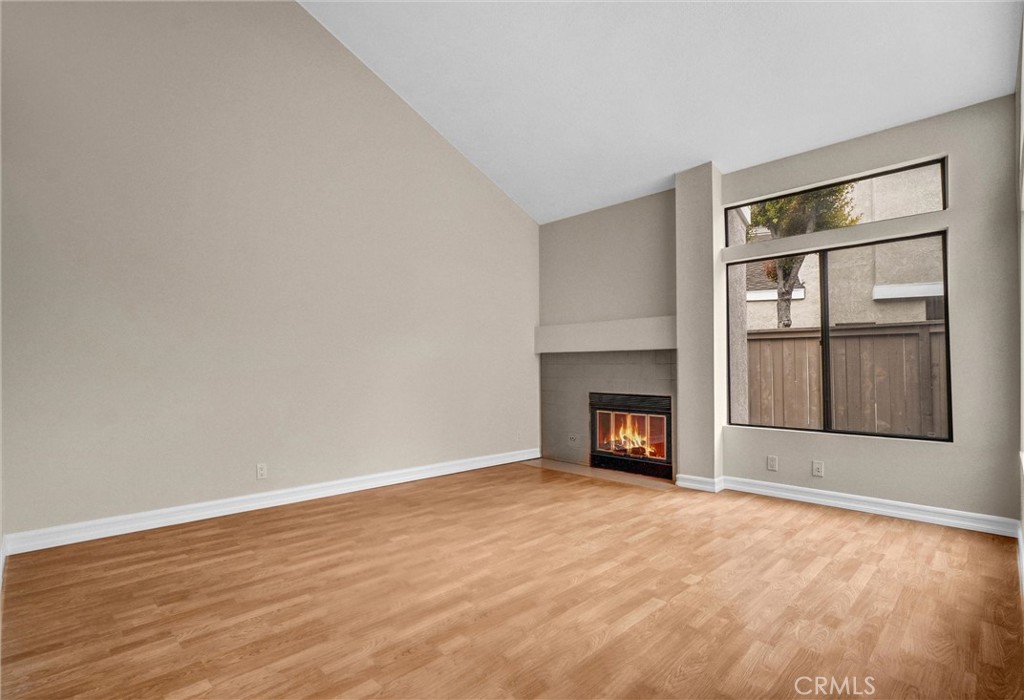 401 Deerfield Avenue 84