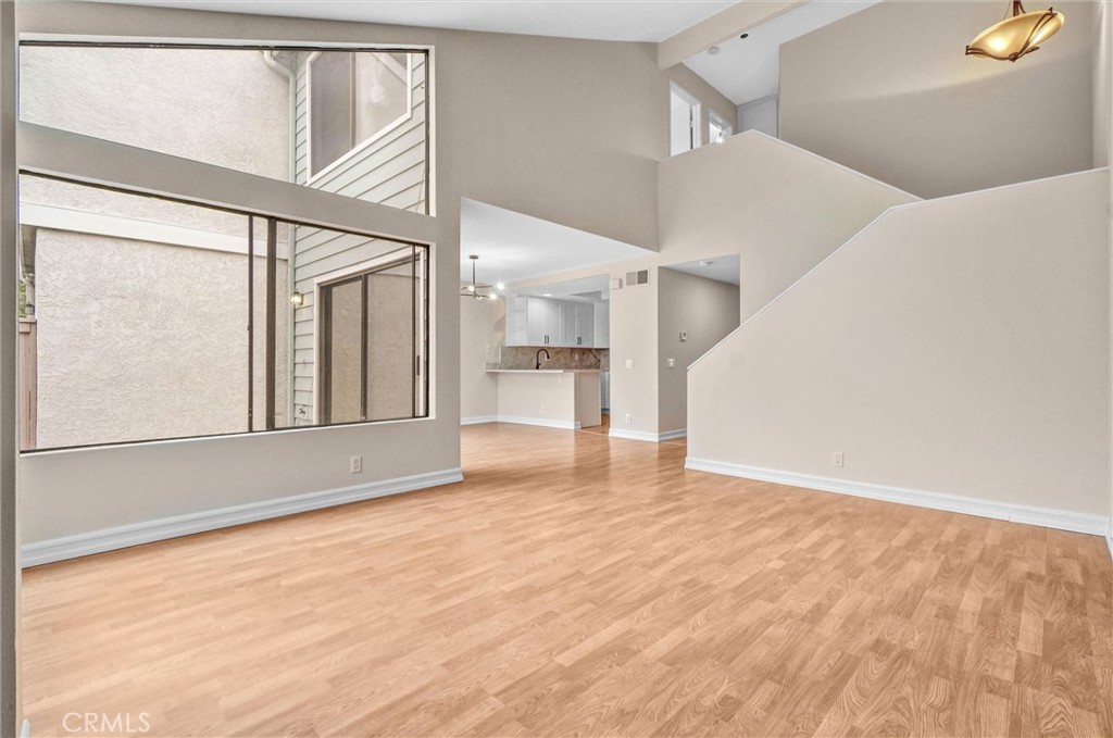 401 Deerfield Avenue 84