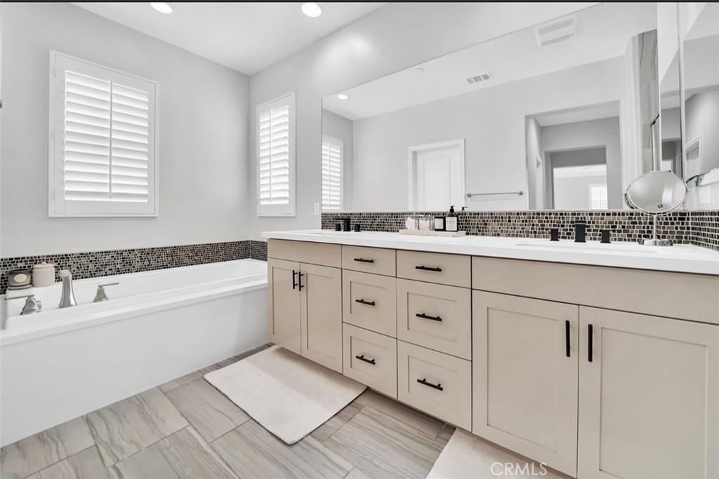5086 Burgundy Lane