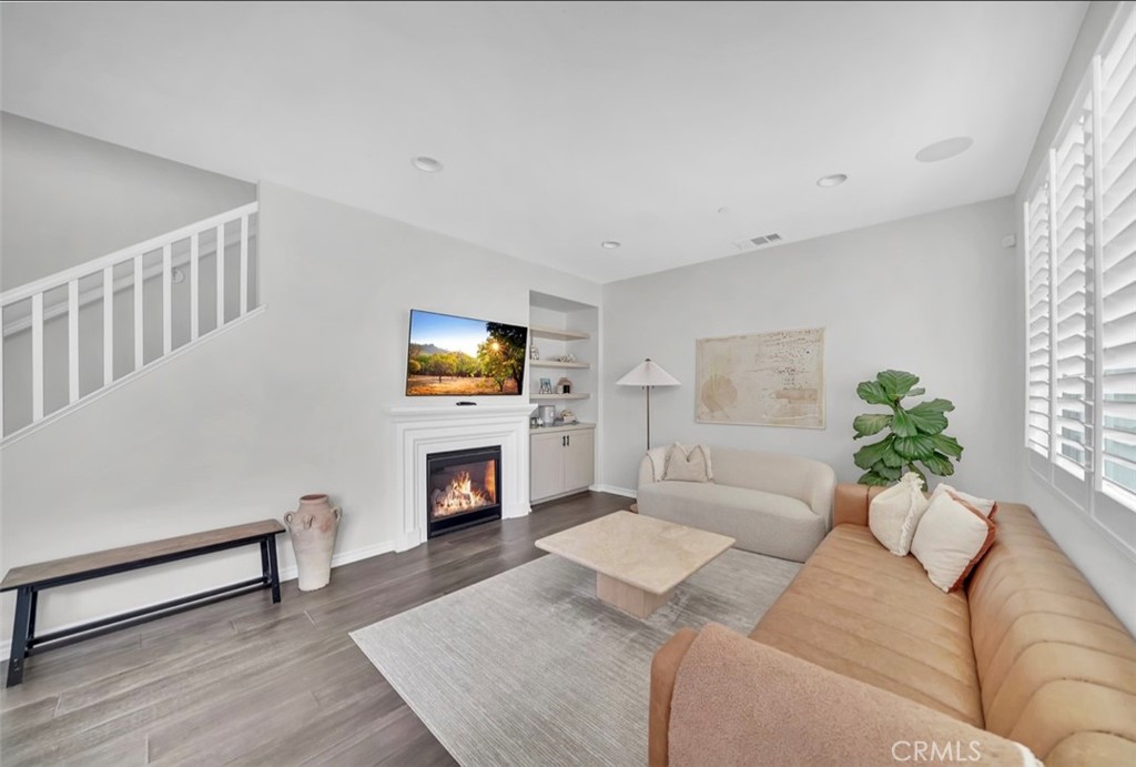 5086 Burgundy Lane