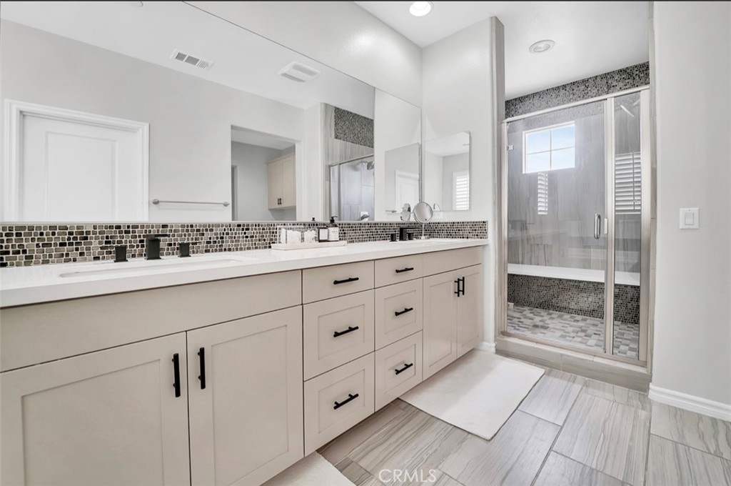 5086 Burgundy Lane
