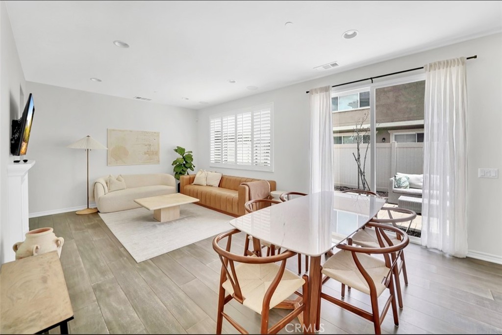 5086 Burgundy Lane