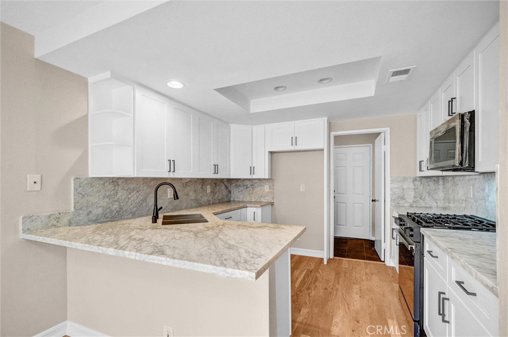 401 Deerfield Avenue 84