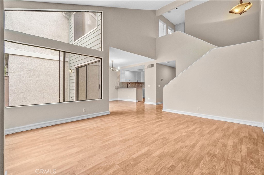 401 Deerfield Avenue 84