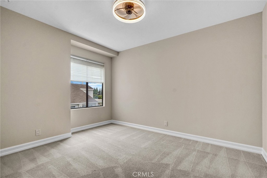 401 Deerfield Avenue 84