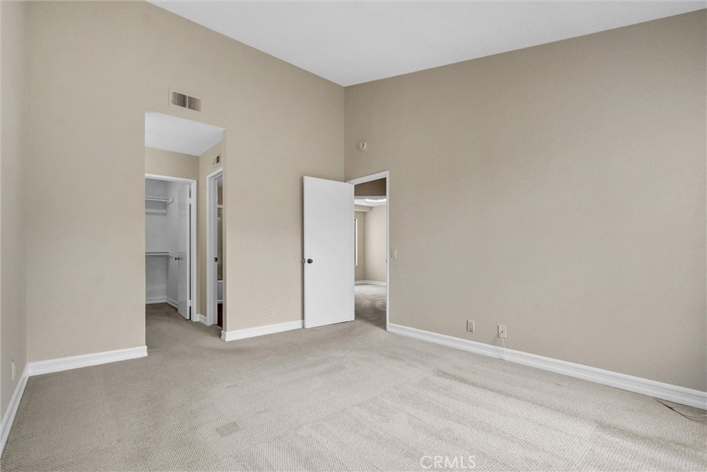 401 Deerfield Avenue 84