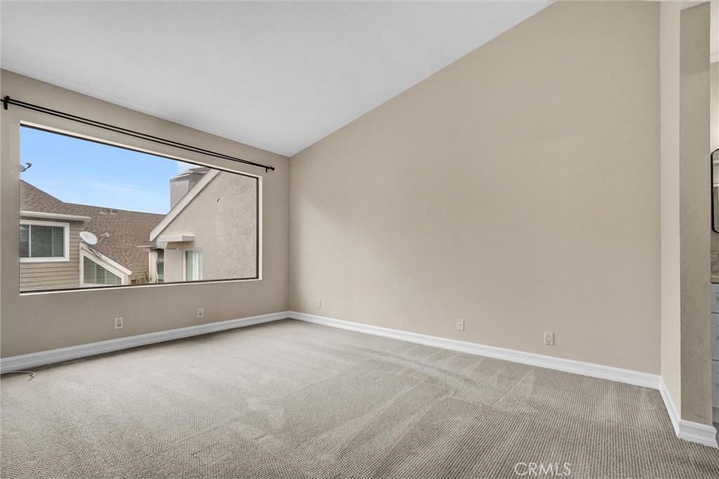 401 Deerfield Avenue 84