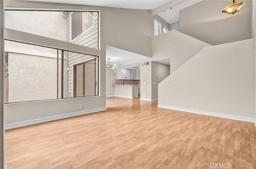 401 Deerfield Avenue 84