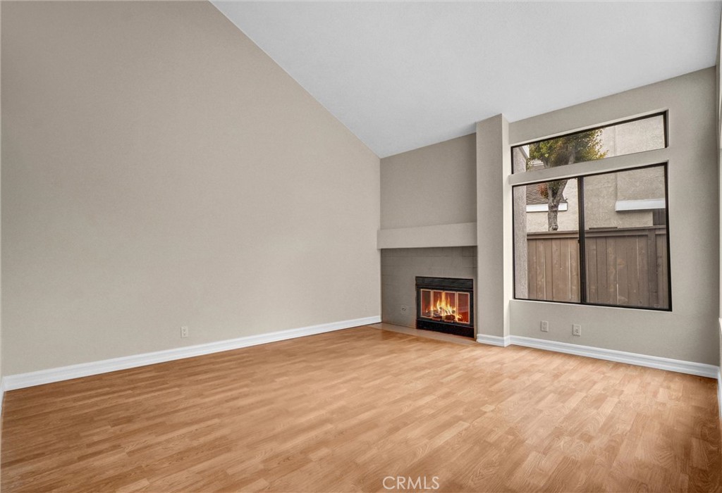 401 Deerfield Avenue 84