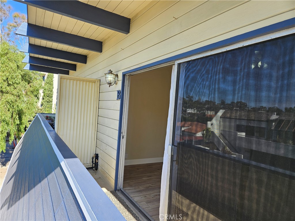 350 Loma Terrace B