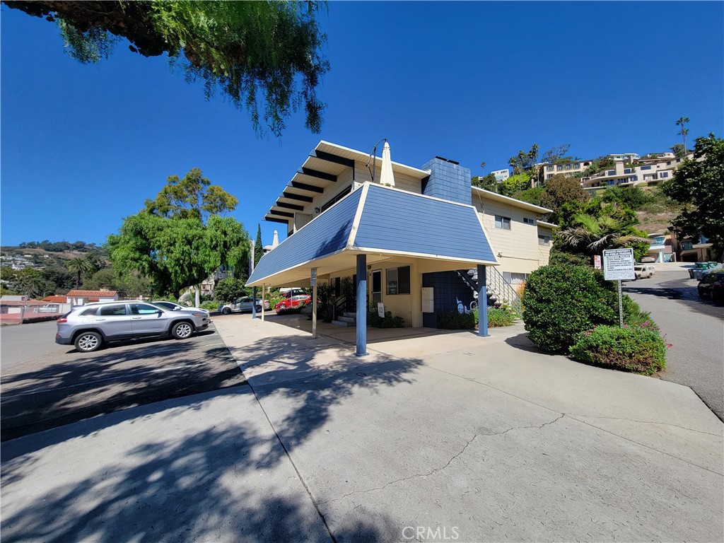 350 Loma Terrace B