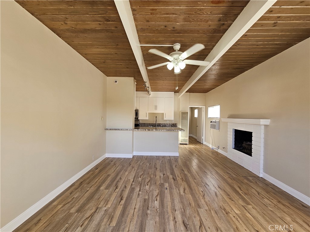 350 Loma Terrace B