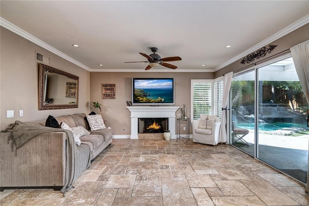 6330 Golden Gate Drive