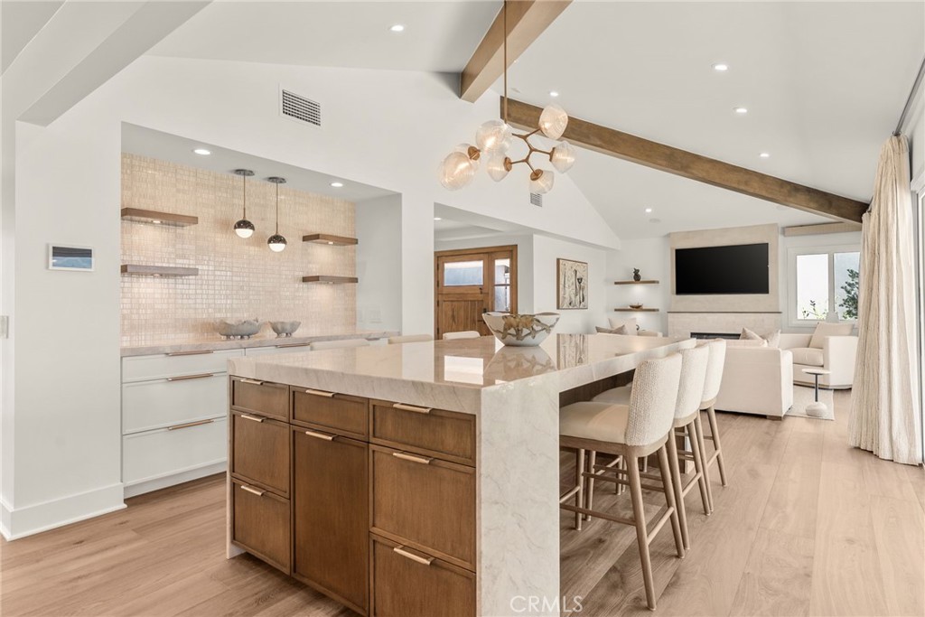 1911 Yacht Colinia