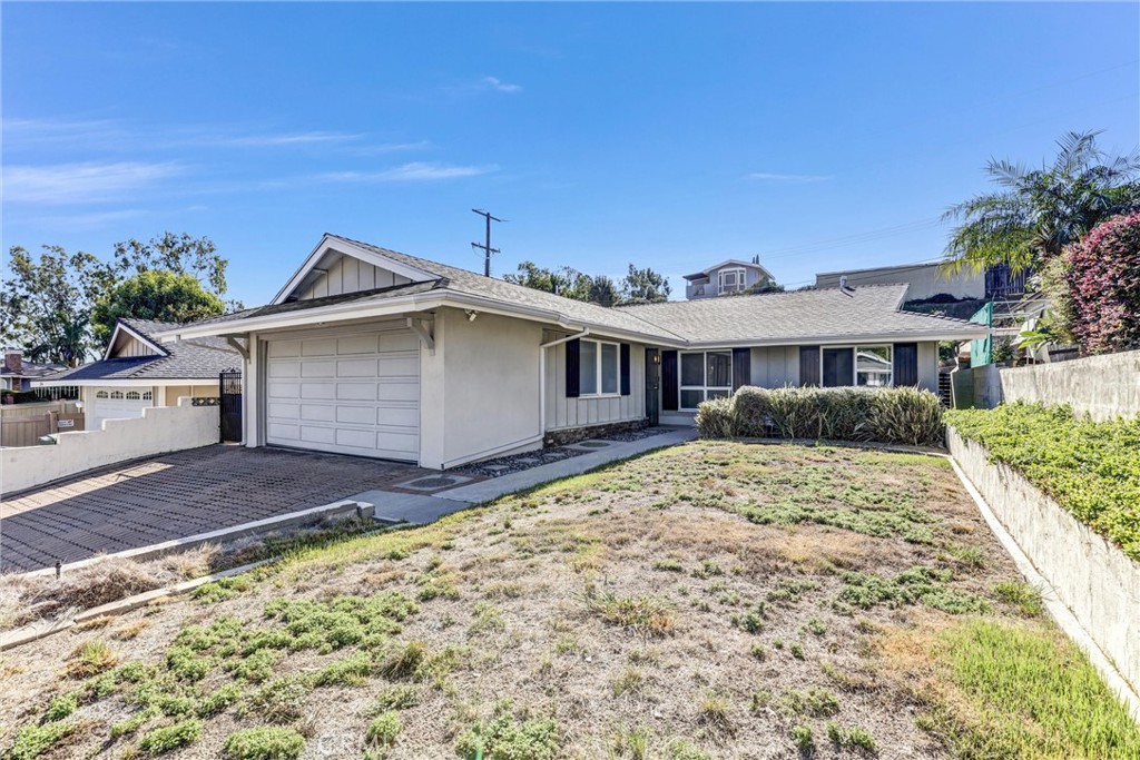 8550 Drayer Lane