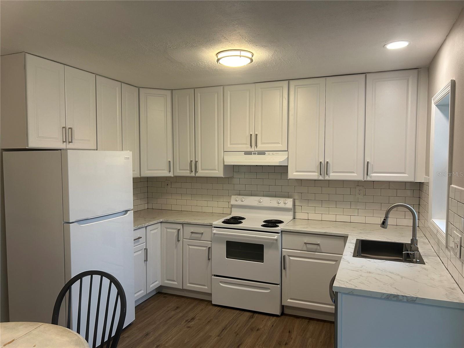 3610 ASTON MARTIN DR