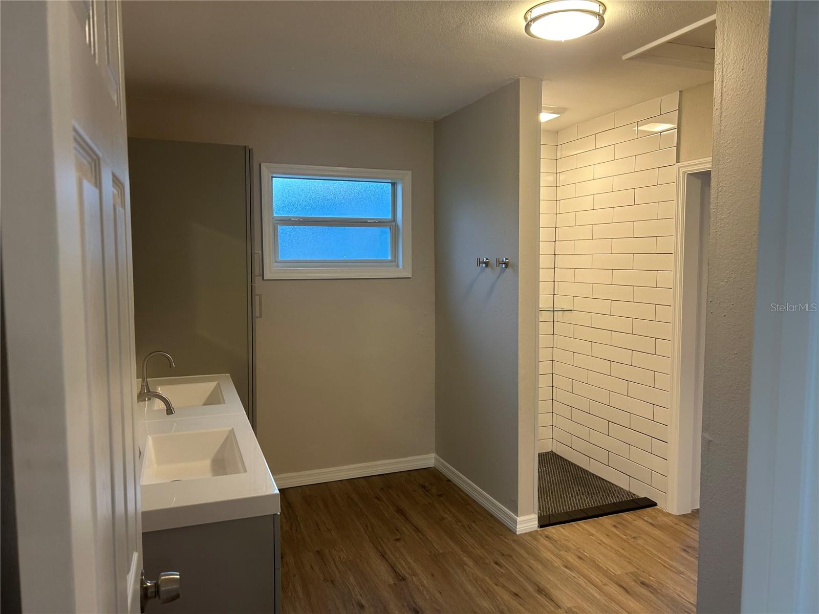 3610 ASTON MARTIN DR