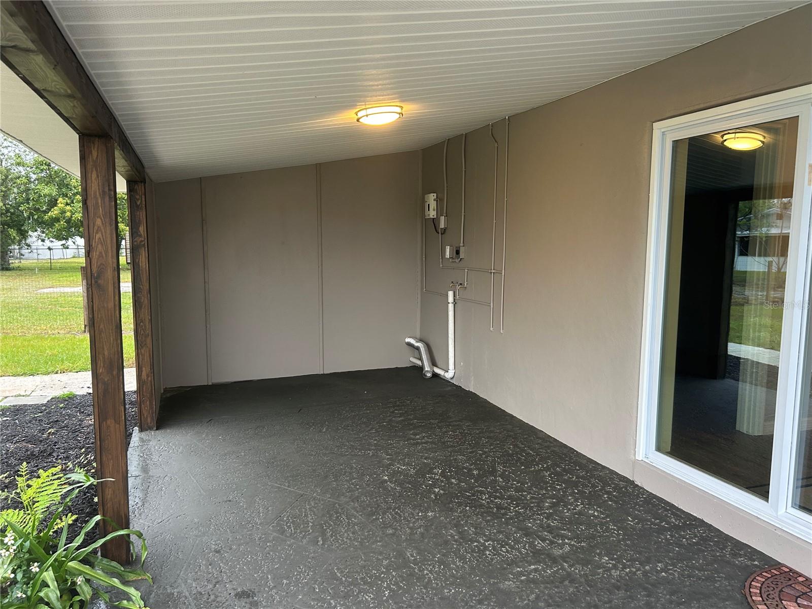 3610 ASTON MARTIN DR