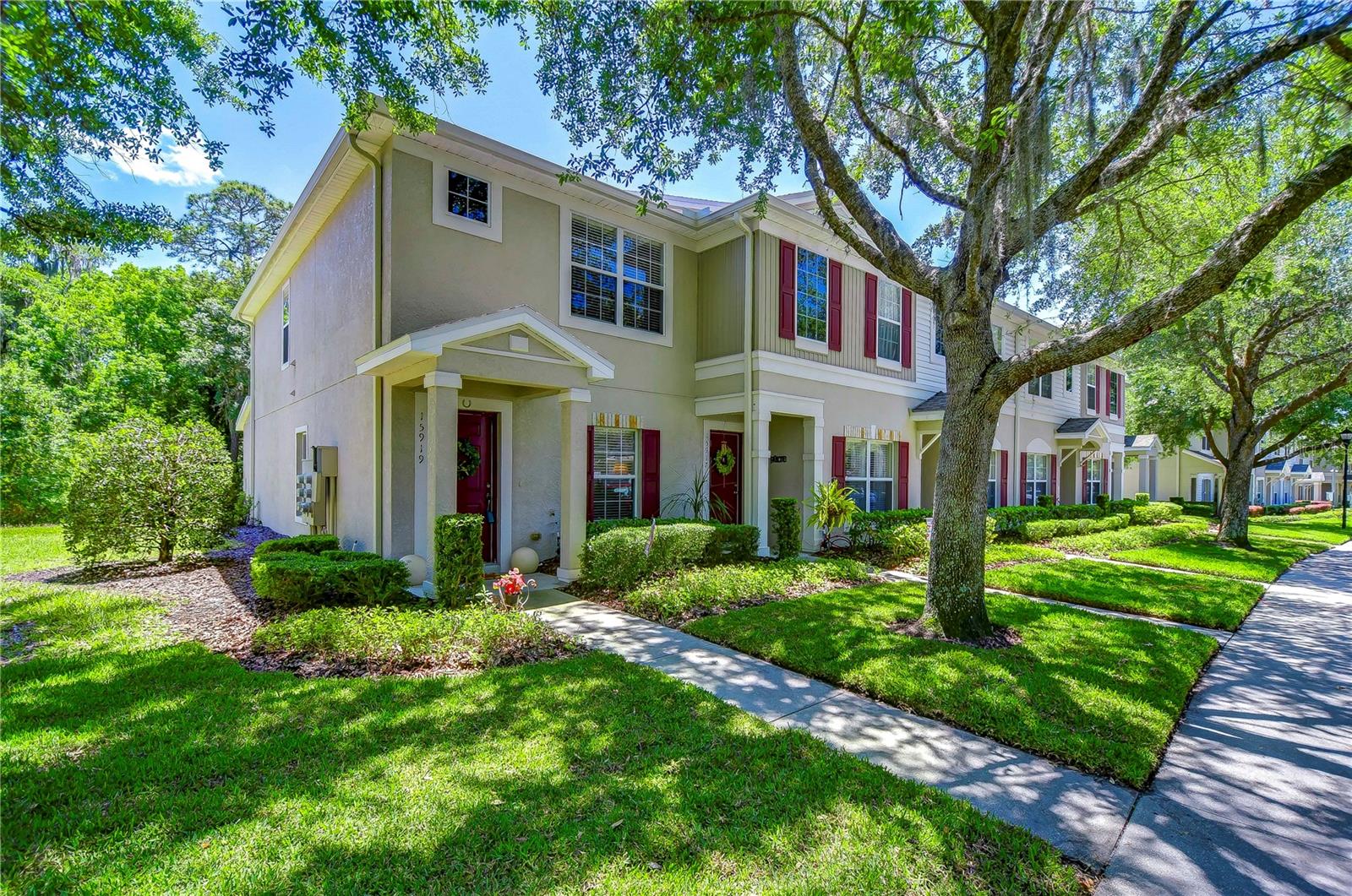 15919 FISHHAWK VIEW DR