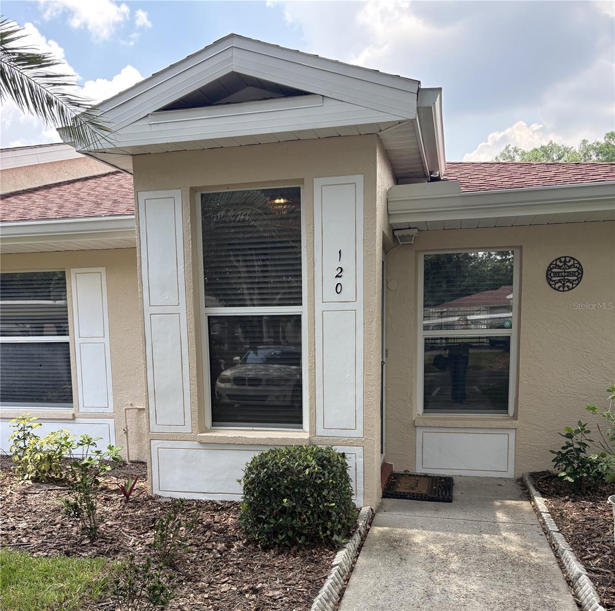 120 KNOLLPOINT DR
