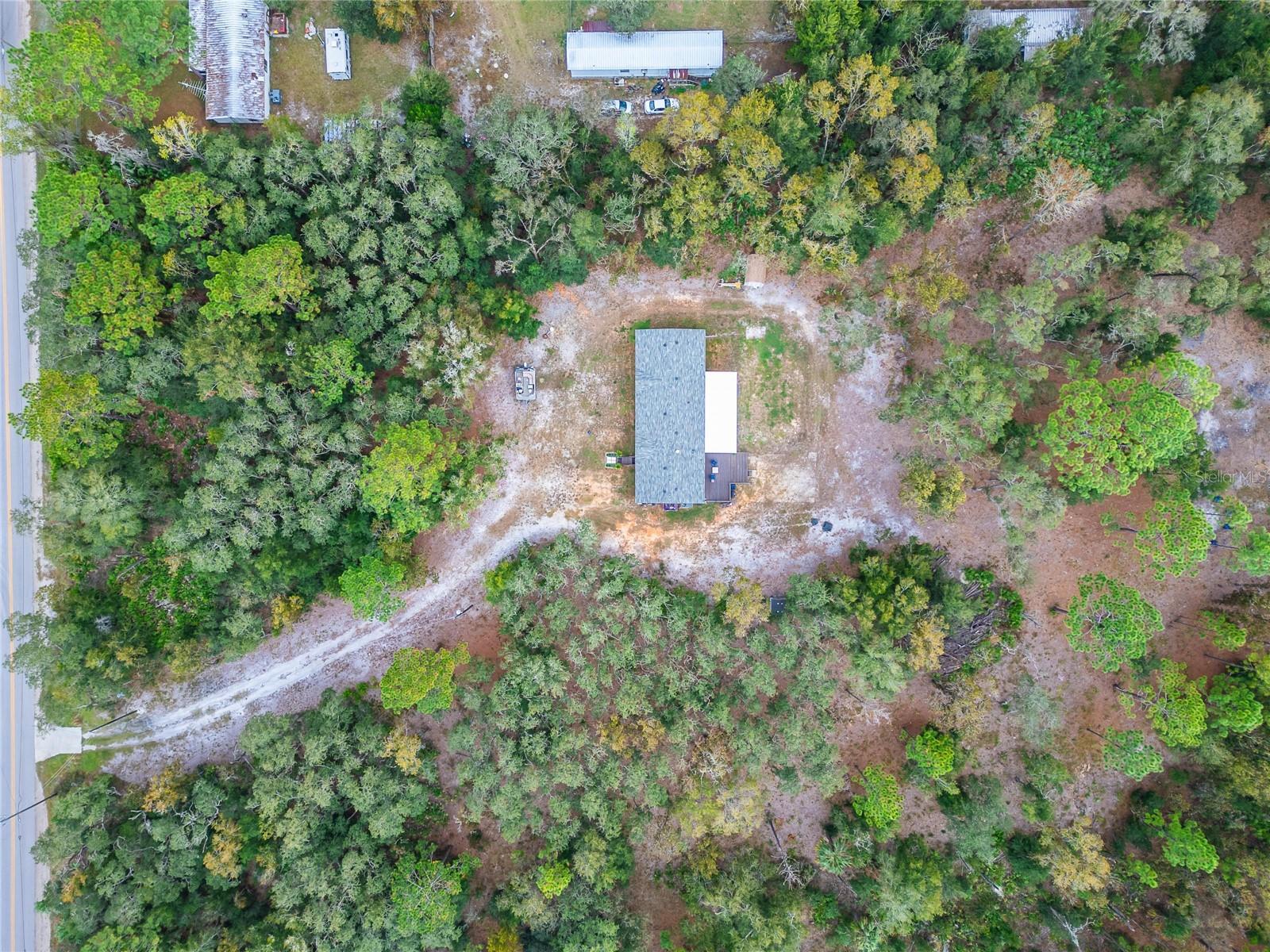 4536 N ELM DR