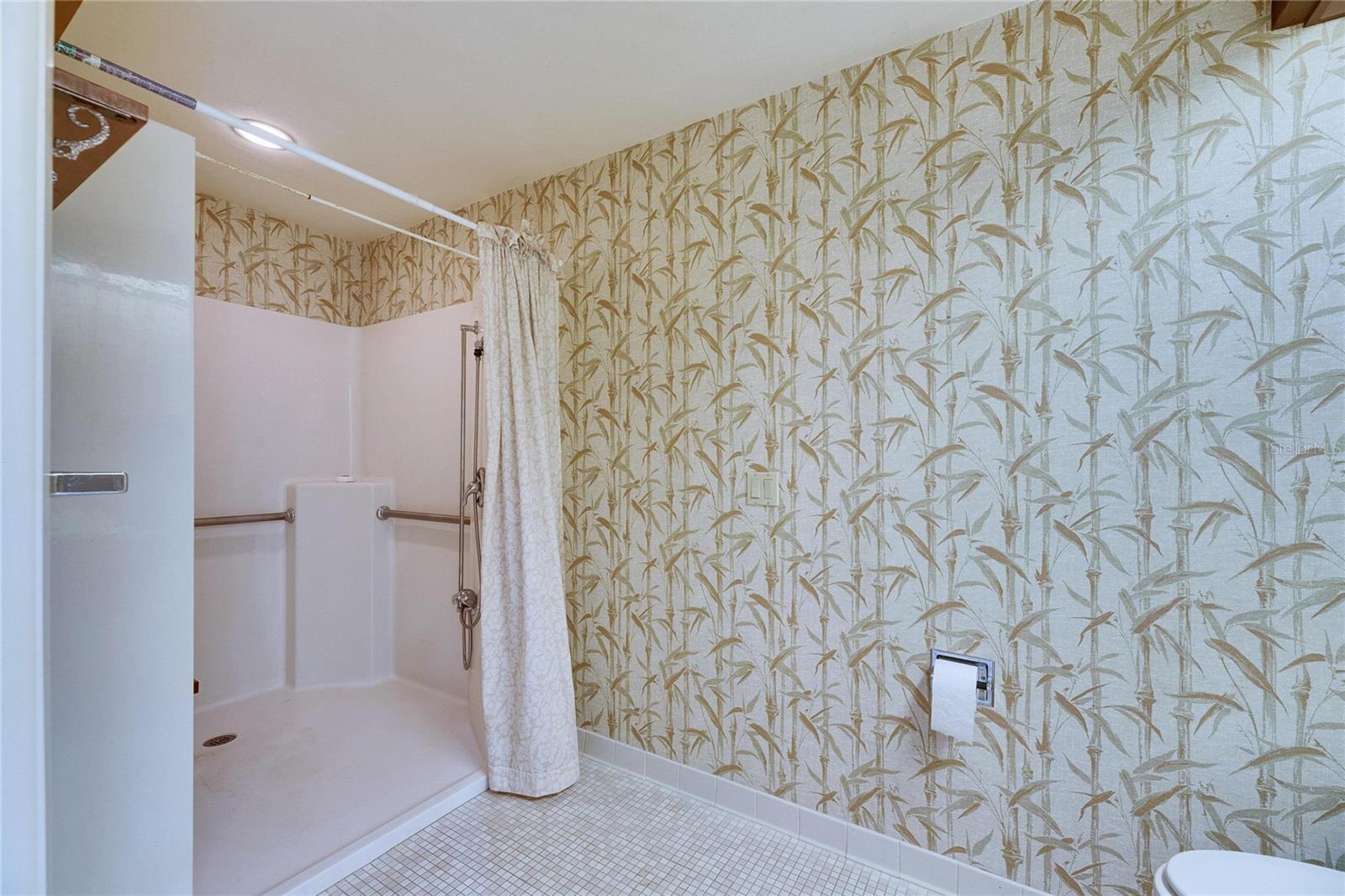 14712 LAUREL LAKE LN