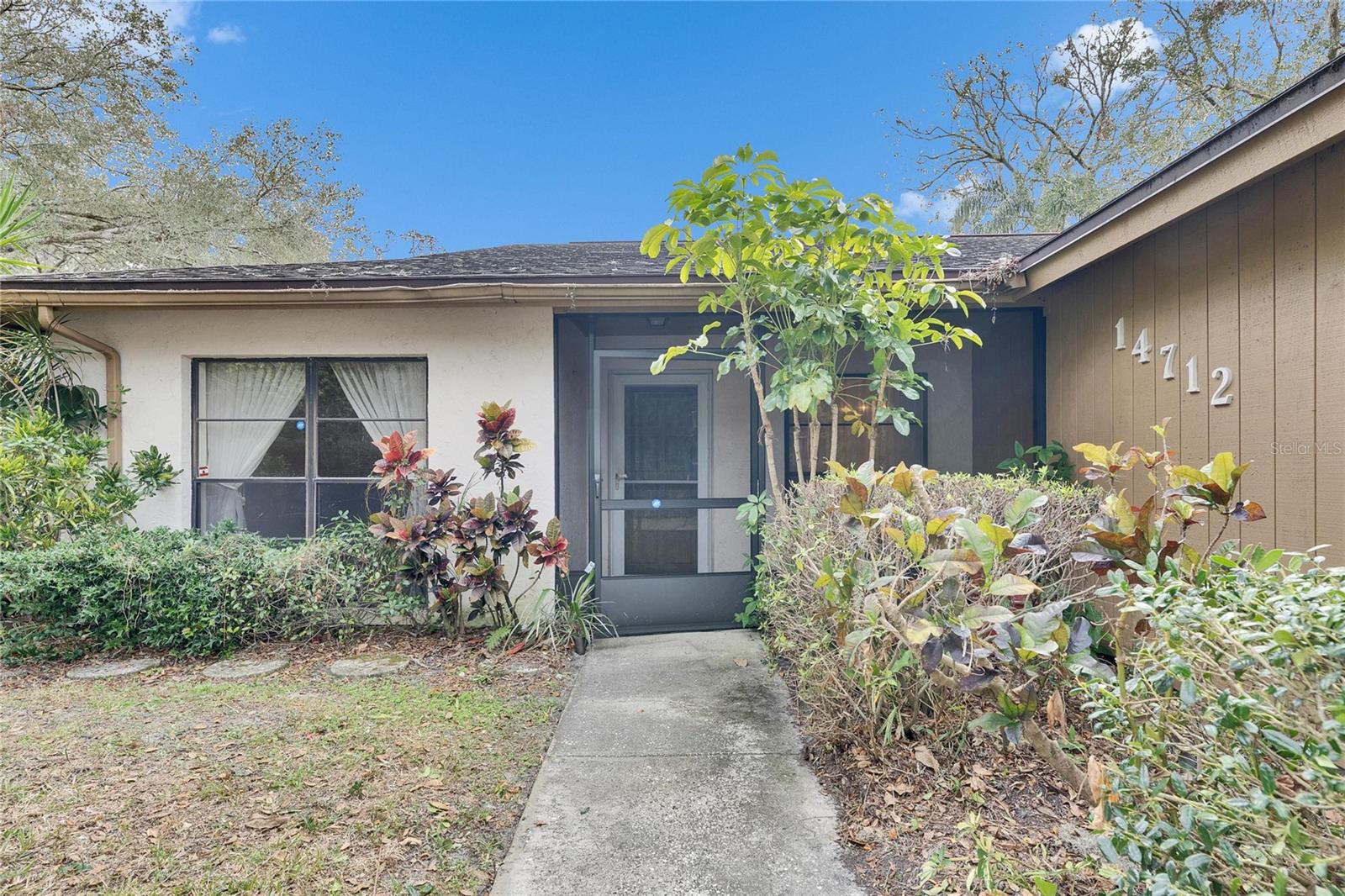 14712 LAUREL LAKE LN