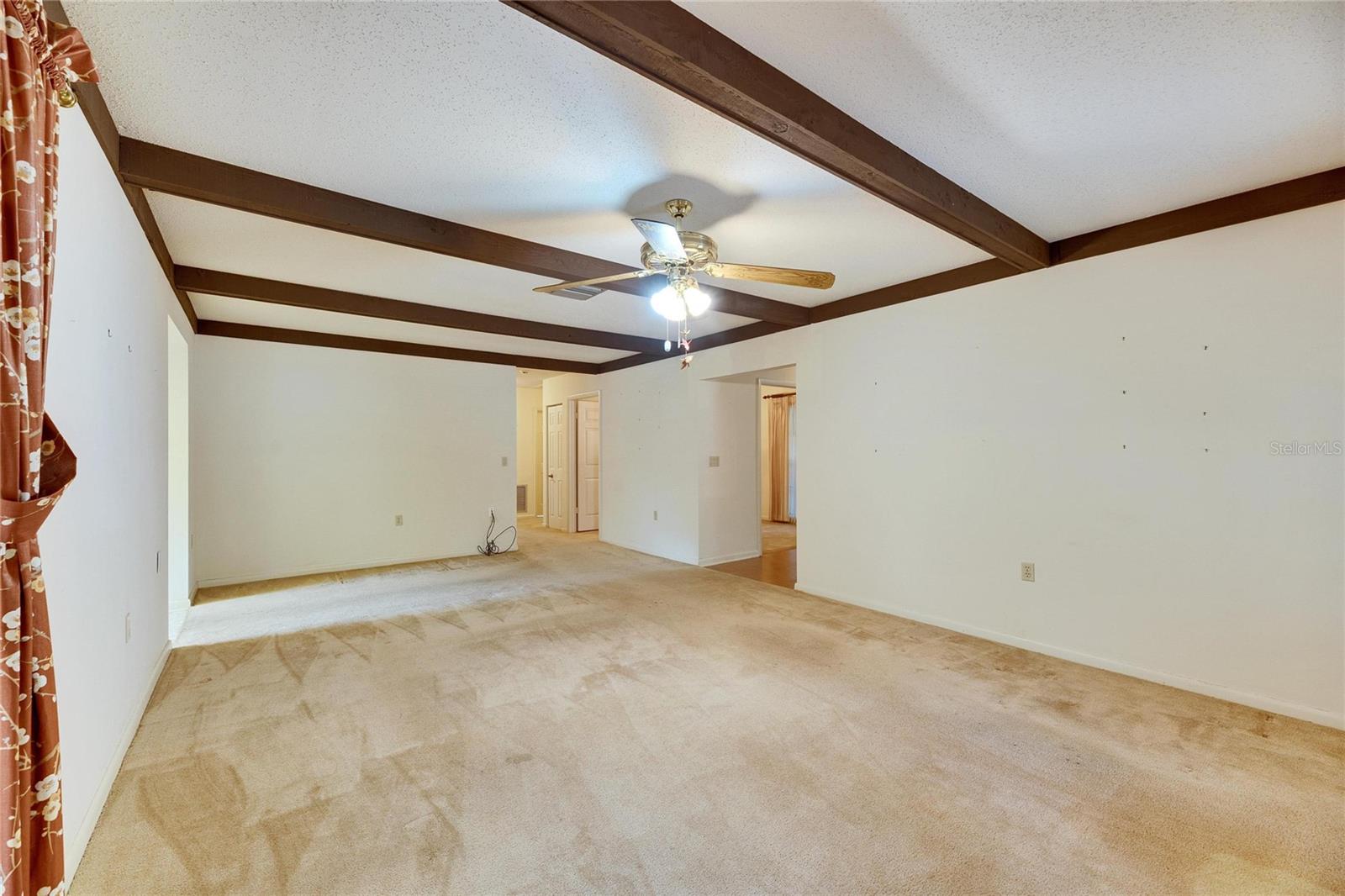 14712 LAUREL LAKE LN