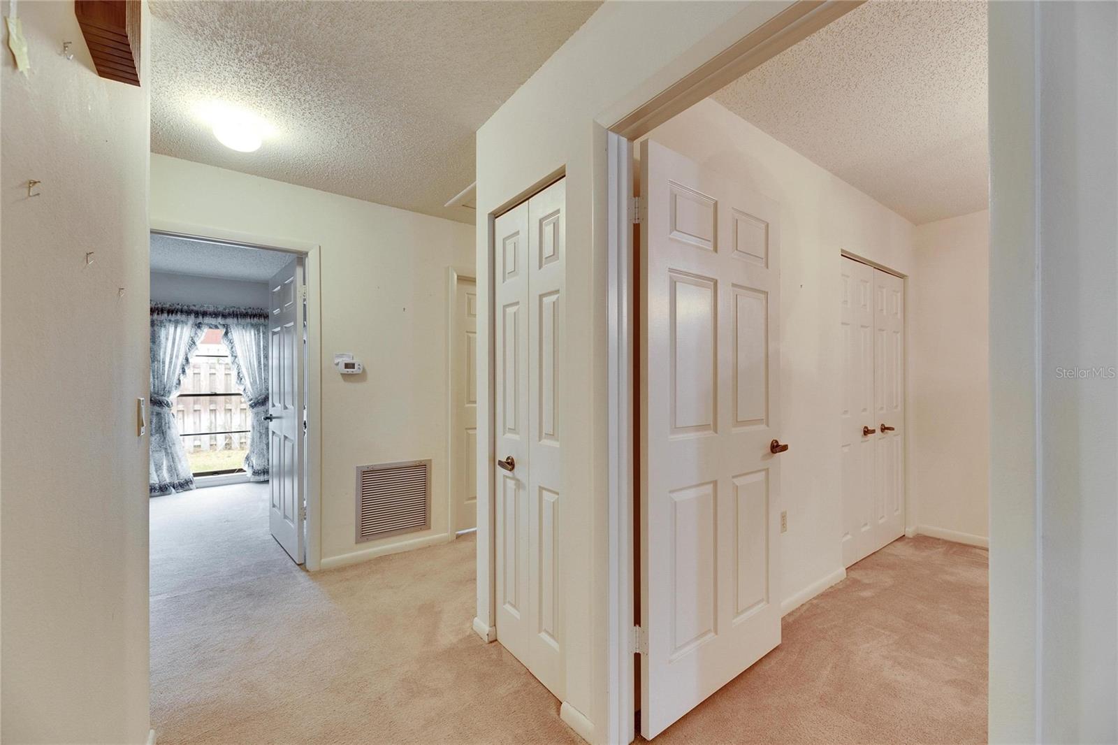 14712 LAUREL LAKE LN