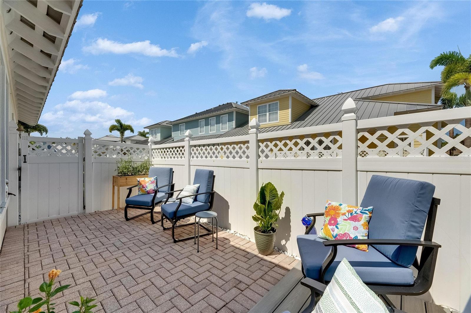 110 ABERDEEN POND DR