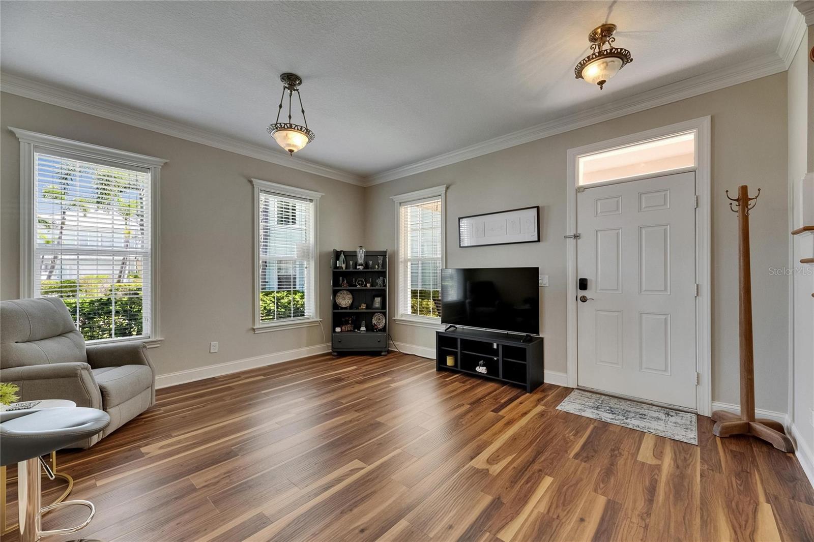 110 ABERDEEN POND DR