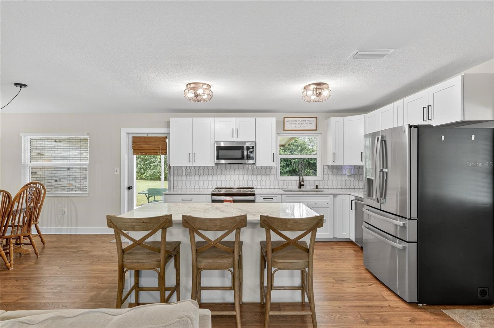 410 OLD MULRENNAN RD