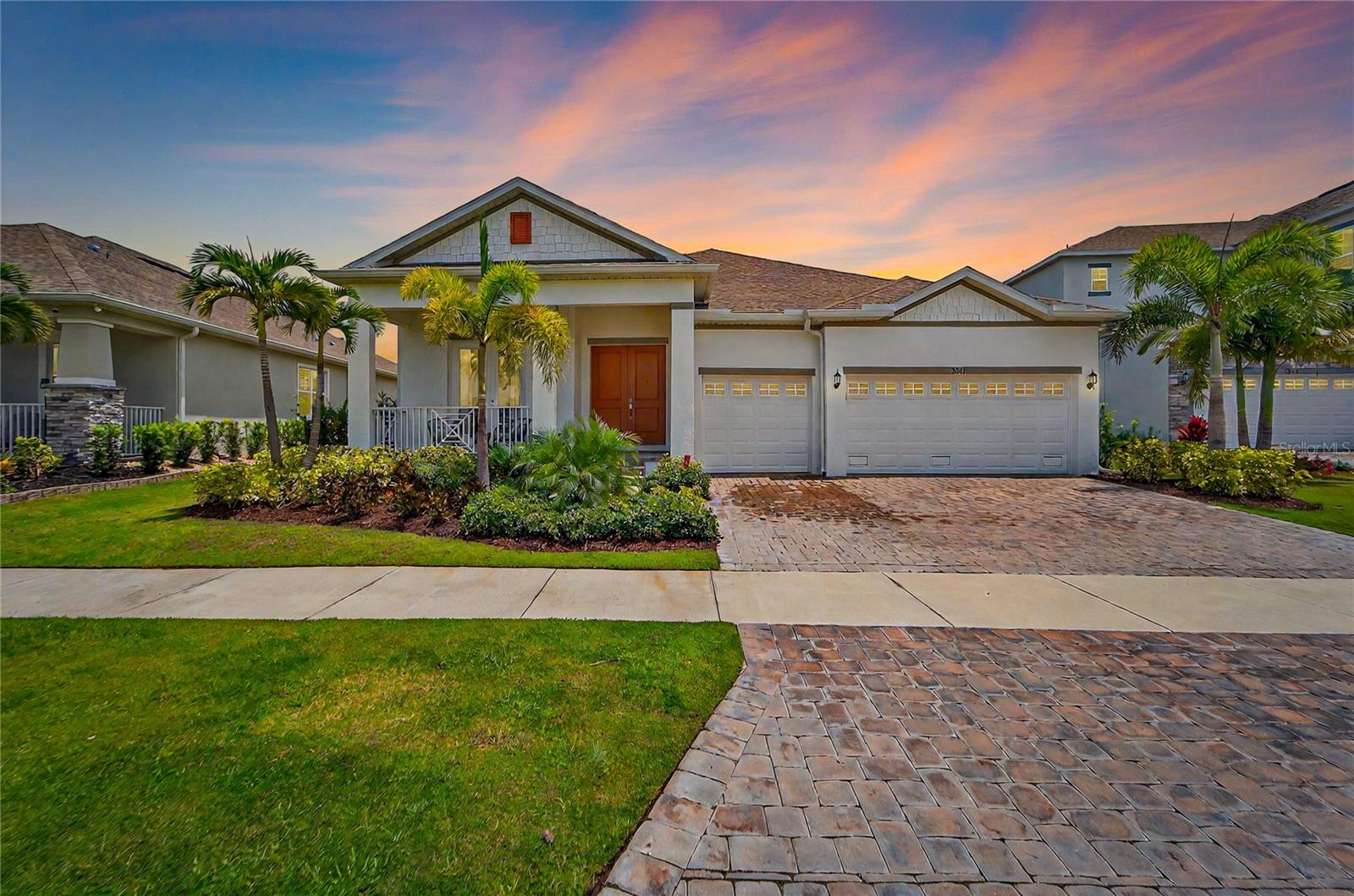 5961 BLAKENEY LOOP