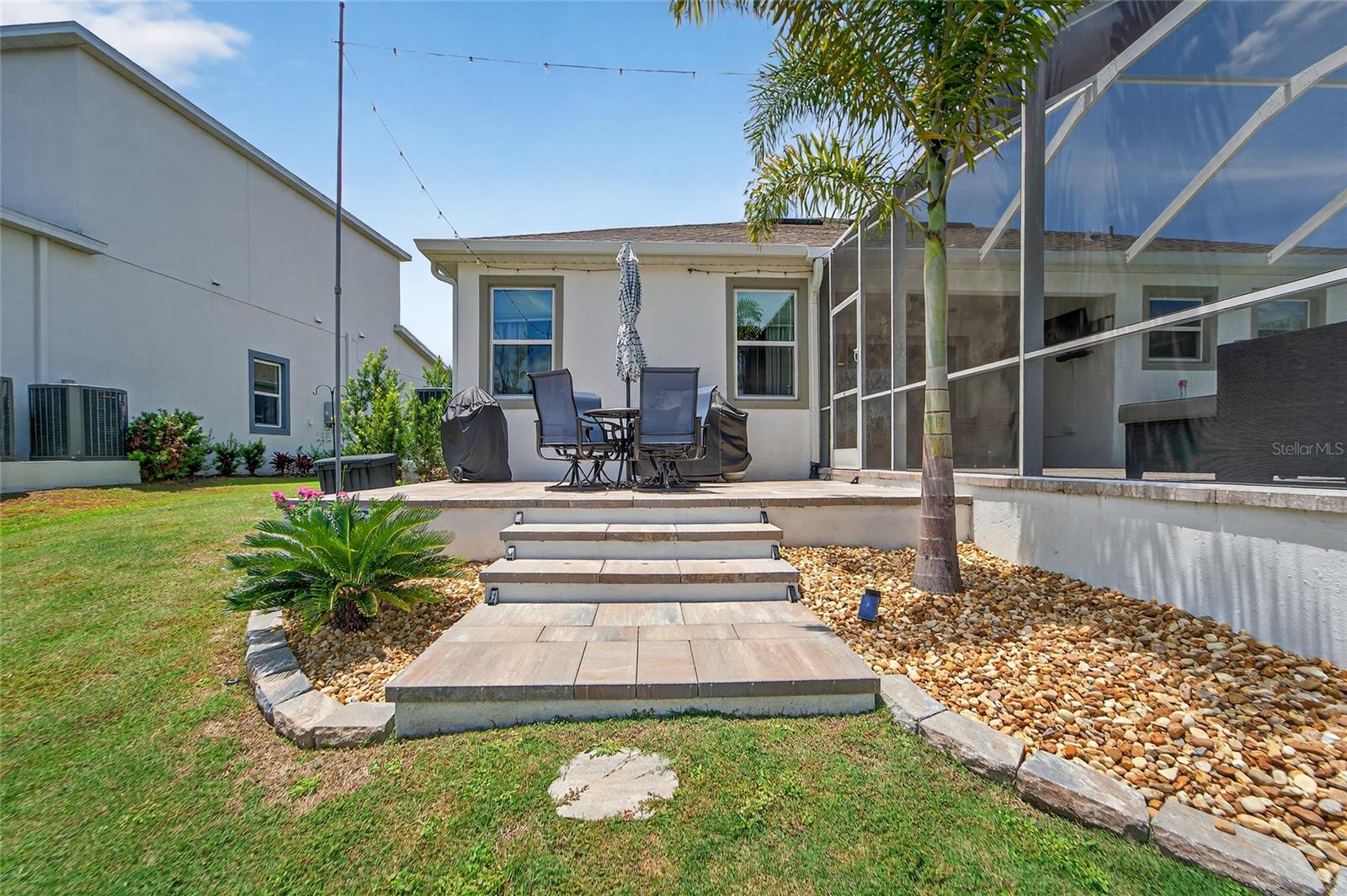 5961 BLAKENEY LOOP