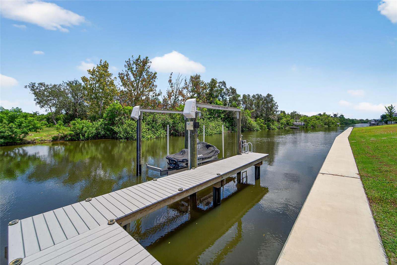 5961 BLAKENEY LOOP