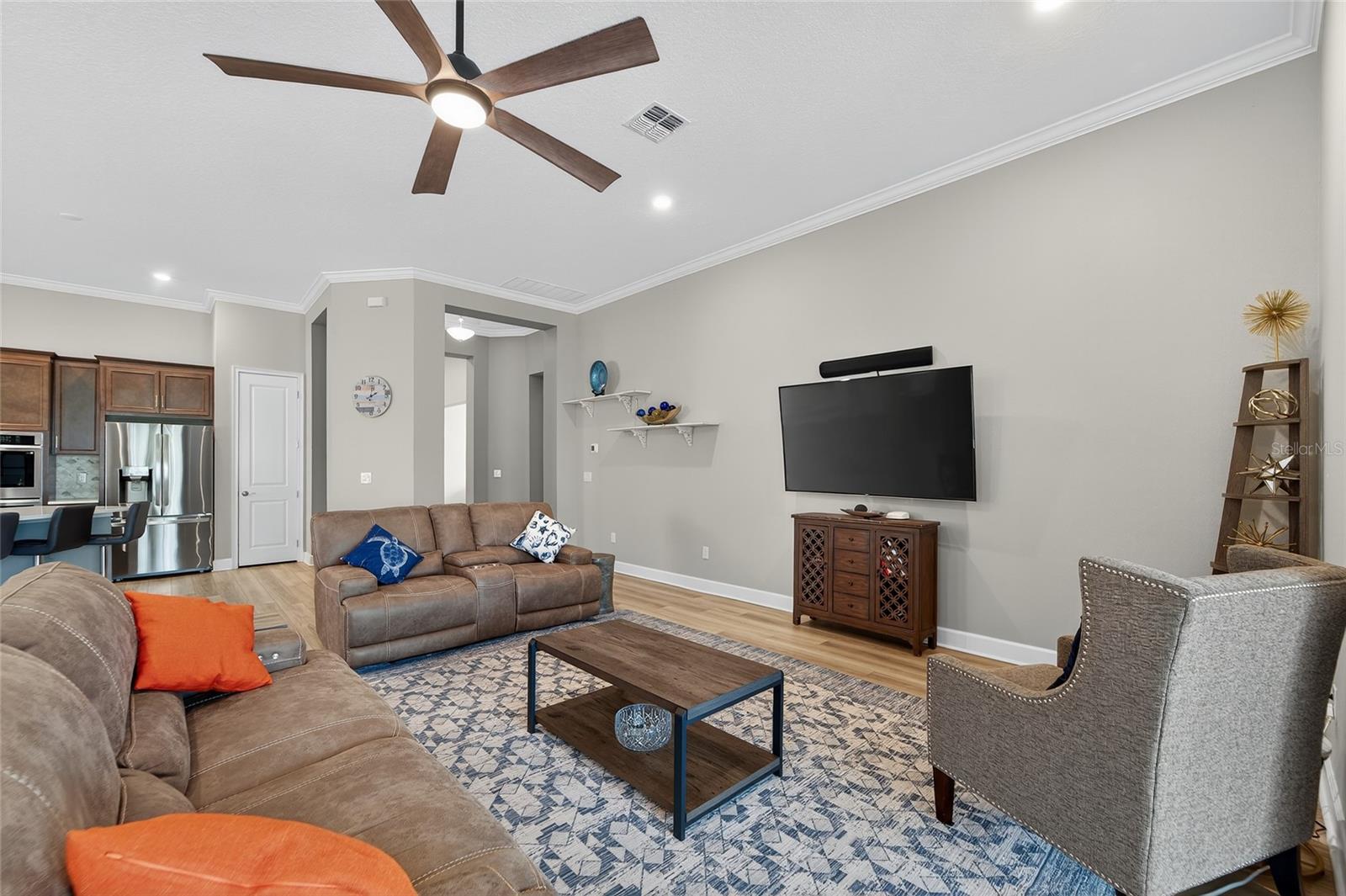 5961 BLAKENEY LOOP