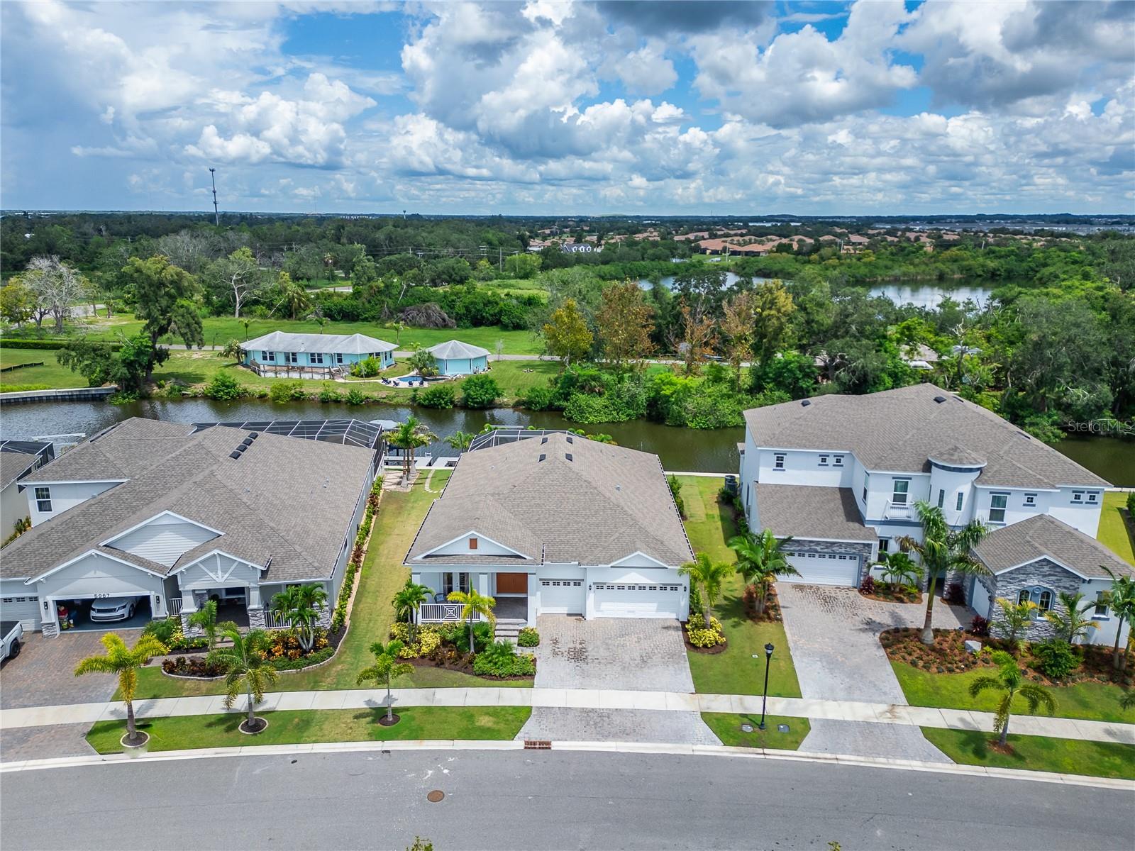 5961 BLAKENEY LOOP