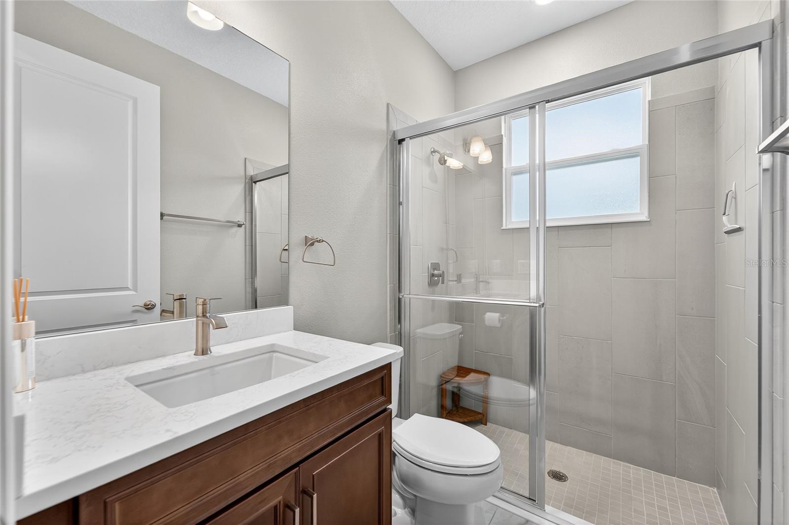 5961 BLAKENEY LOOP