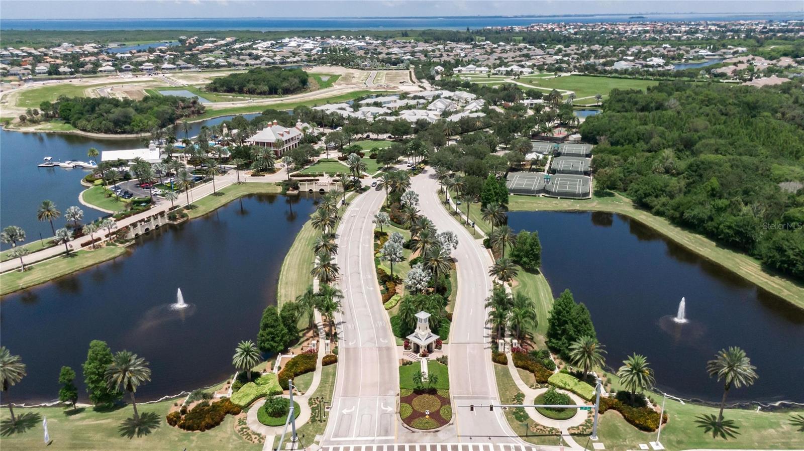 5961 BLAKENEY LOOP