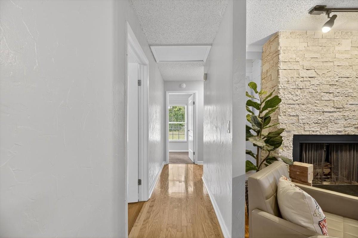 3133 RESEDA CT
