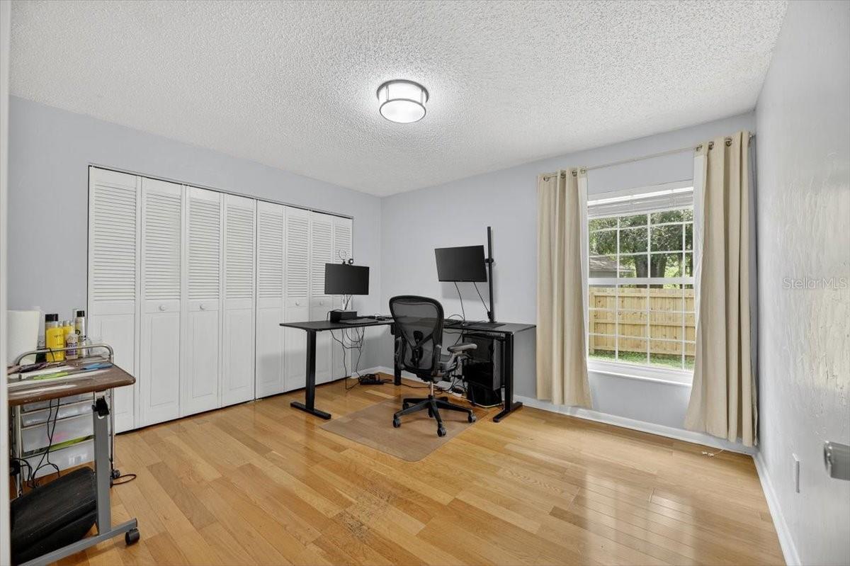 3133 RESEDA CT