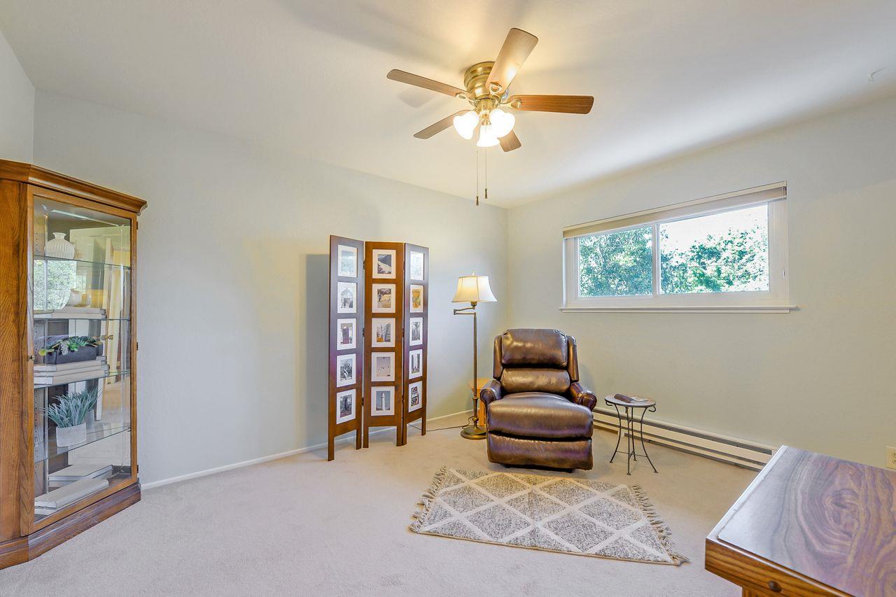 1240 Woodside Rd 23